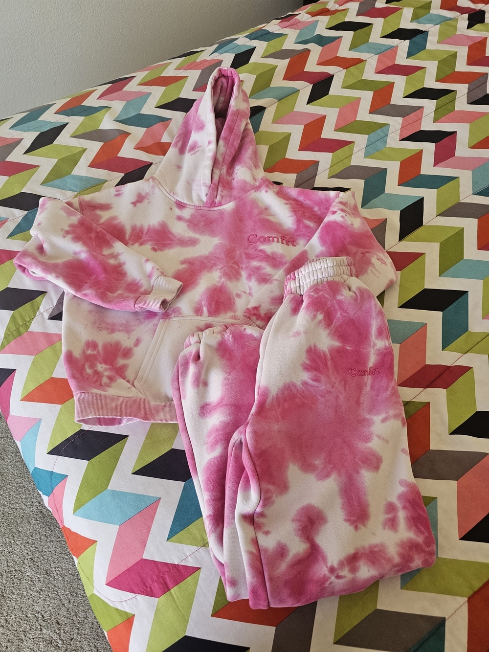Kids Pink Tie-Dye Hoodie & Sweatpants Set